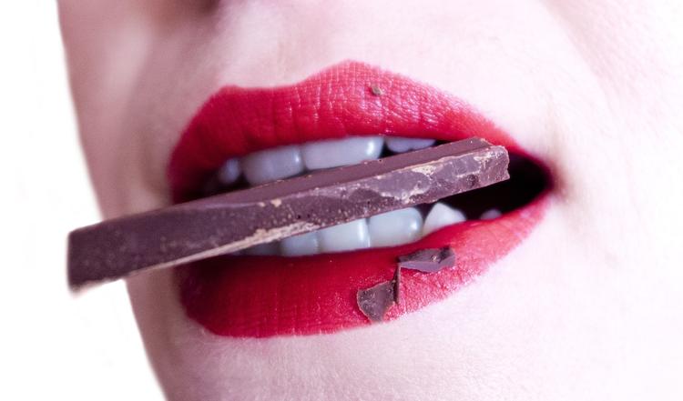 Ученые опровергли миф о влиянии шоколада на настроение человека