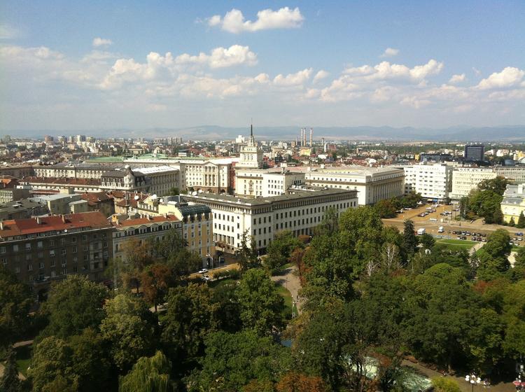 У торгового центра в столице Болгарии произошла стрельба