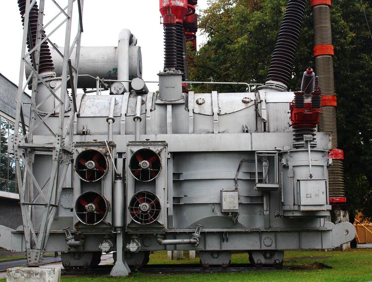 В Крым с Дальнего Востока прибыла первая мобильная газотурбинная электростанция