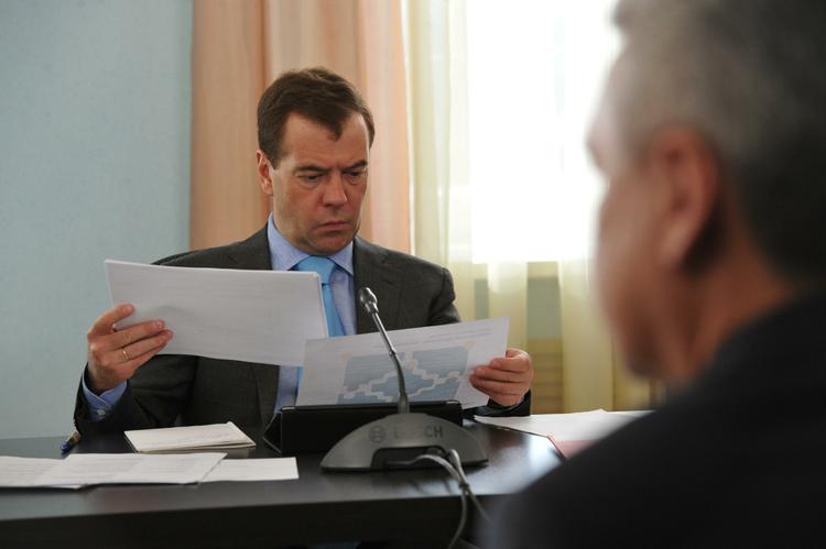 Медведев заявил, что антикризисный план полностью выполнил свою задачу