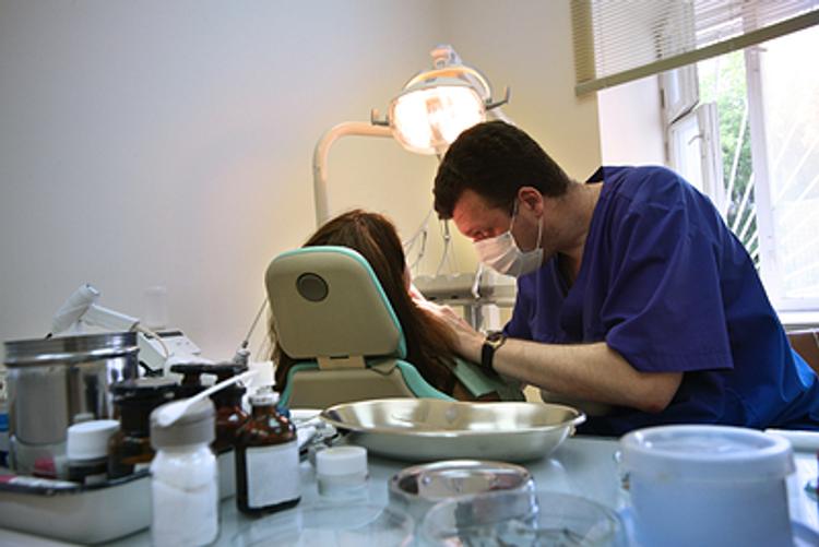 Курский стоматолог подозревается в педофилии