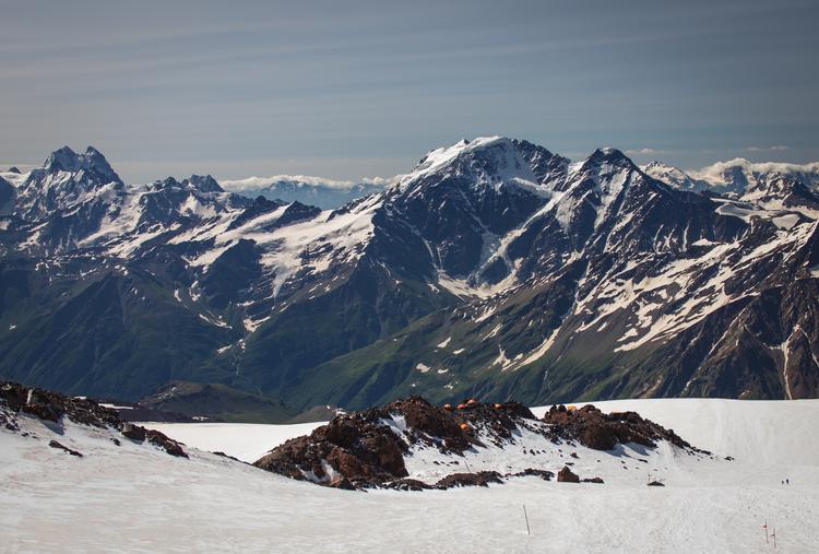 На Эльбрусе открыт горнолыжный сезон