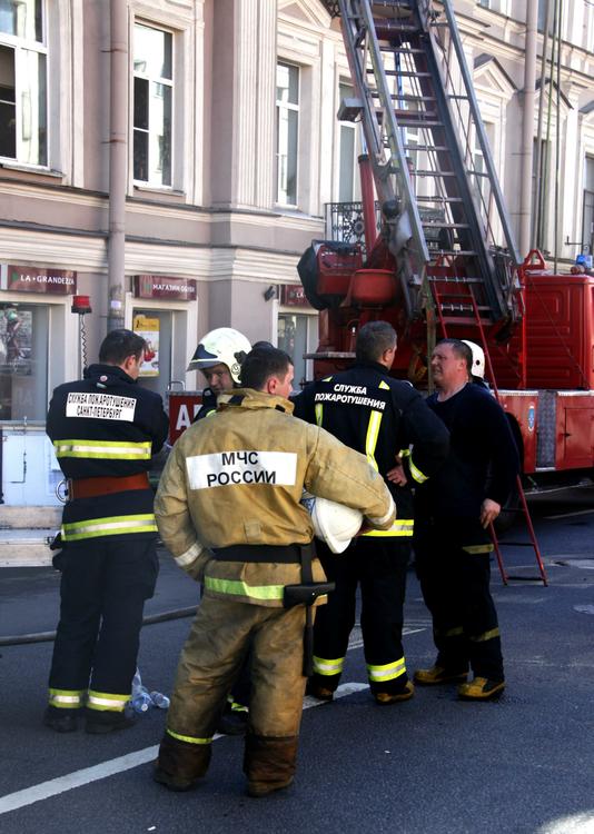 Двое детей погибли в ходе пожара в Санкт-Петербурге
