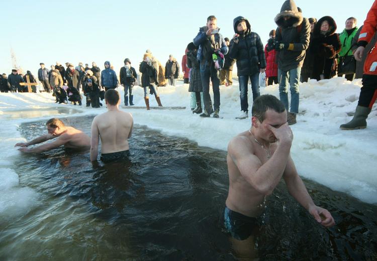 В крещенских купаниях в Москве будут участвовать около 125 тысяч человек