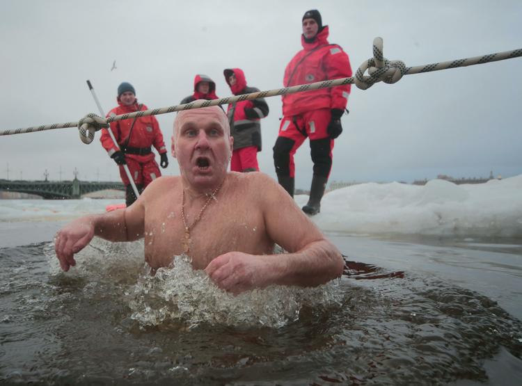 В ходе крещенских купаний в России происшествий не зафиксировано