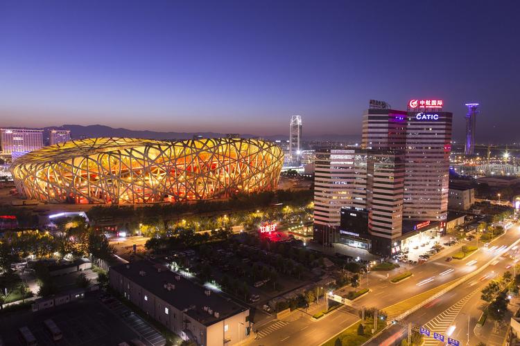 Власти Пекина намерены к 2020 году сократить население города