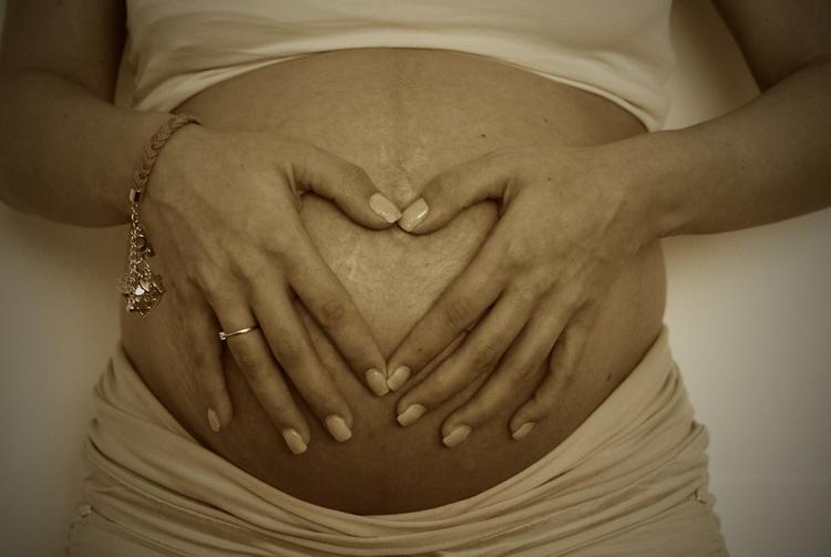 Ученые установили ключевую причину набора лишнего веса у беременных