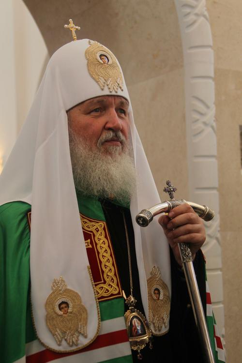 Встреча патриарха Кирилла и Папы Римского станет эпохальной, заявил Слуцкий