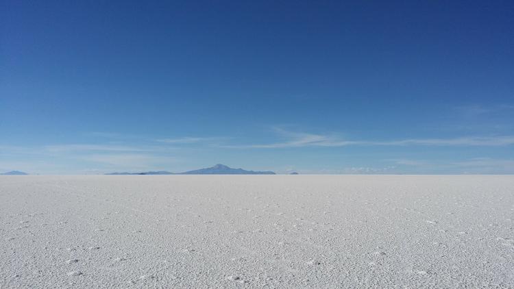Второе по величине озеро Боливии полностью испарилось за три года