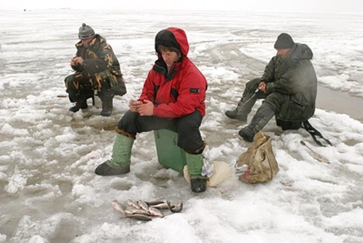 Амурские «фишмены» рассказали, в чем особенность зимней рыбалки