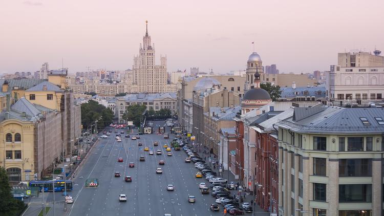 В субботу из-за шествия в память о Немцове в центре Москвы перекроют движение