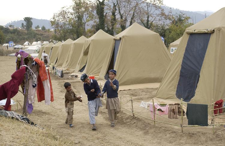 Во французском Кале начался снос лагеря для беженцев