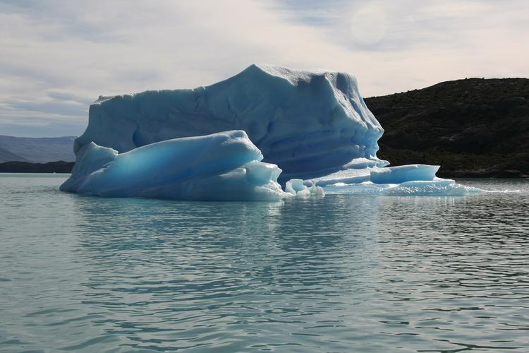 Айсберг повредил российскую станцию в Антарктиде