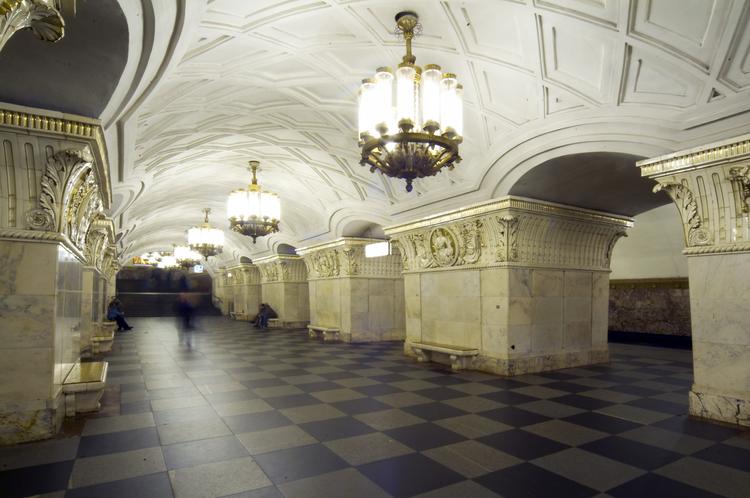 Московскому метрополитену требуются канцелярские принадлежности на 40 млн рублей
