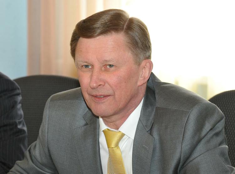 Иванов убежден, что частые визиты Керри в РФ "с чем-то связаны"