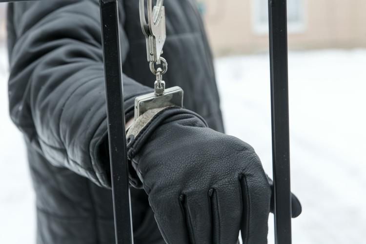Полицейские, которые пытали человека в лесу Ивановской области, задержаны