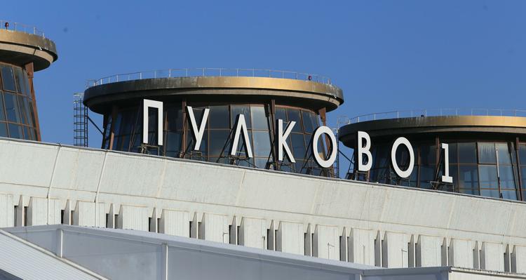 Шесть внутренних рейсов из Пулково задержаны из-за подозрительной сумки