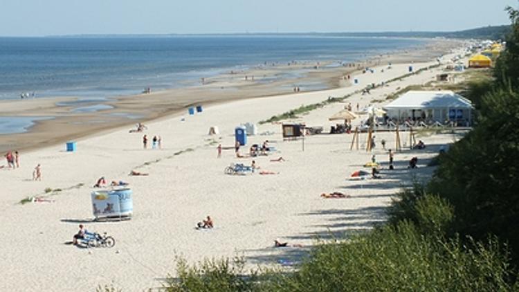 Аксёнов: нудистские пляжи в Крыму закрывать не будут