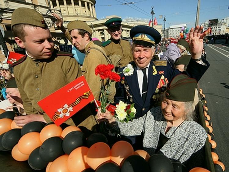 В Волгограде в честь Дня Победы ветеранам выплатят по тысяче рублей