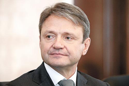 Держитесь, товарищ министр