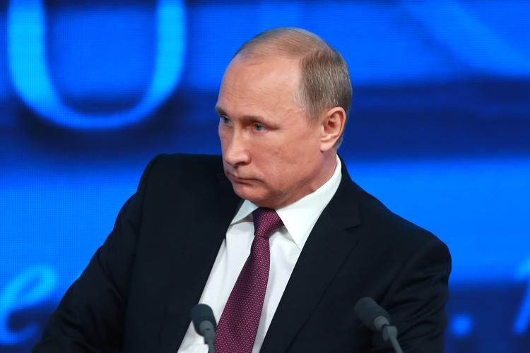 Путин требует, чтобы преступная деятельность коллекторов была прекращена
