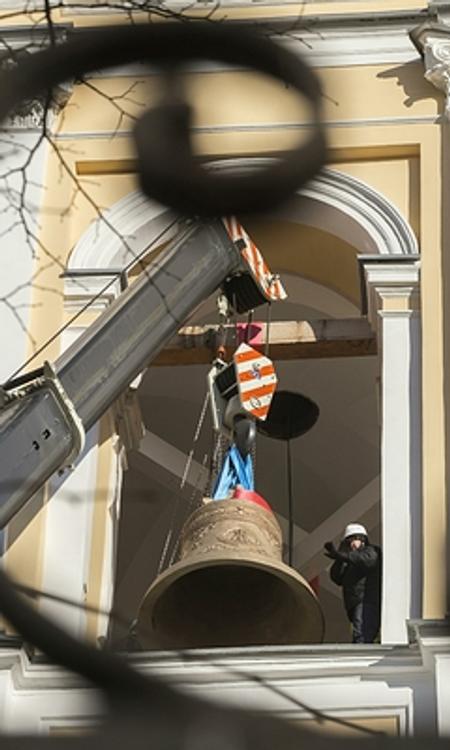 "Электронного звонаря" установили в Курской церкви