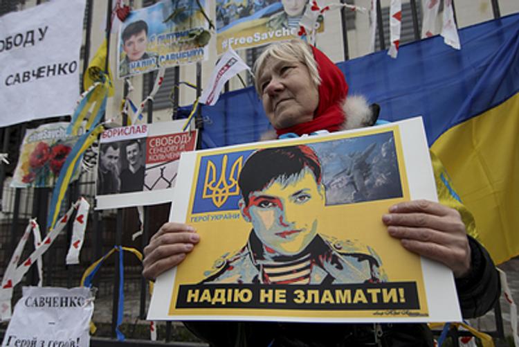Врачи: если Савченко не начнет пить, ей грозит смерть от тромба