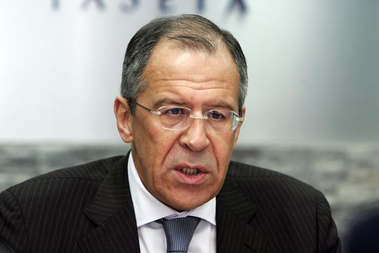 Лавров заявил, что "большая семерка" никак не влияет на мировую политику