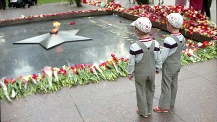 Дошколята несли Вахту памяти у Вечного огня