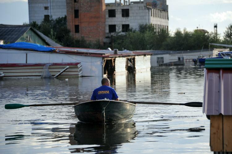Паводок за сутки подтопил еще несколько населенных пунктов в РФ