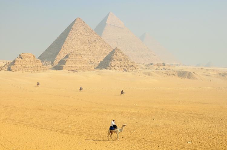Новые технологии позволили ученым увидеть в египетских пирамидах невероятное