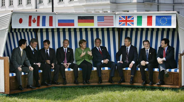 Власти Германии не исключают возвращения России в G8