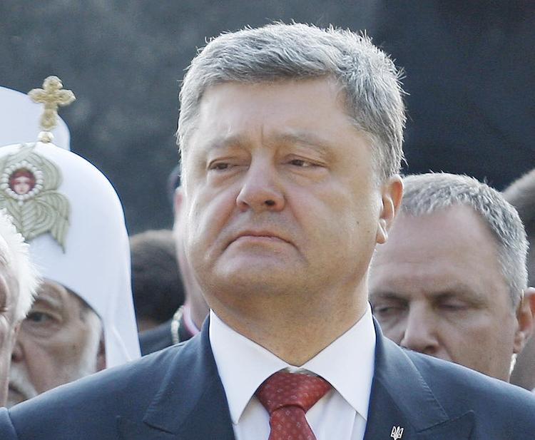Порошенко поведал подробности договоренности об освобождении Савченко