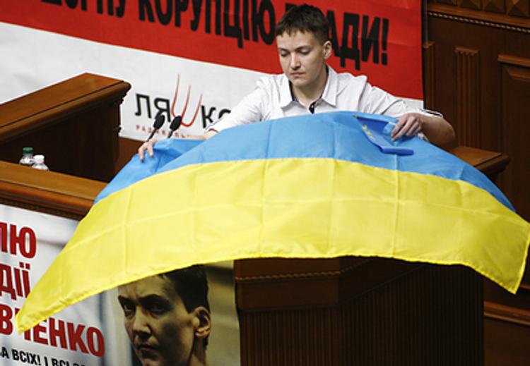 Савченко призвала депутатов Рады брать пример с «бандюков»