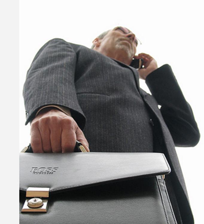 В честь ПМЭФа чиновники Петербурга будут поднимать гири и играть в нарды