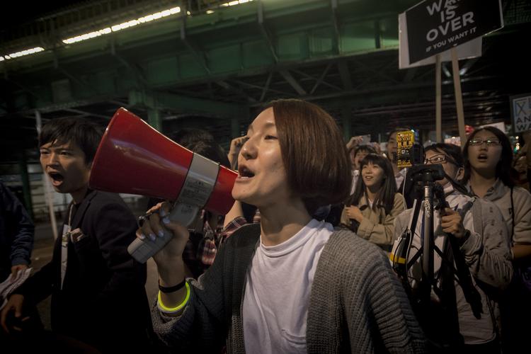 В Японии проходит массовый митинг после убийства японки экс-морпехом США