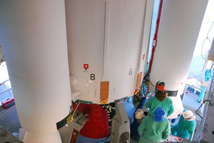 В КНР с нового космодрома запустили уникальную ракету "Великий поход 7"