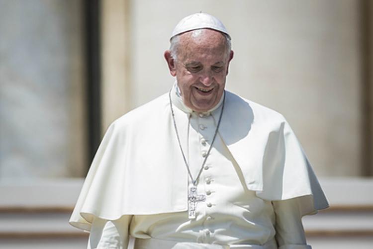 Папа Римский: мы должны просить у гомосексуалистов прощения