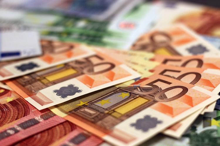 Перед атакой террорист из Ниццы выслал родственникам 100 тысяч евро