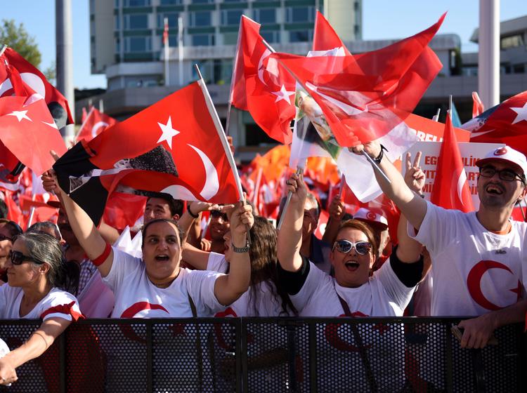 СМИ: в попытке военного переворота в Турции есть "российский след"