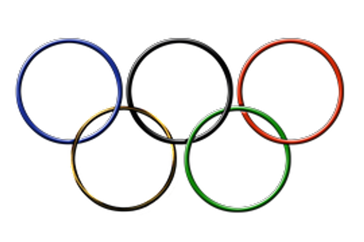 Российский флаг  водрузили в Олимпийской деревне в Рио-де-Жанейро