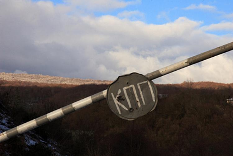 Киев: Россия частично блокирует границу с Крымом