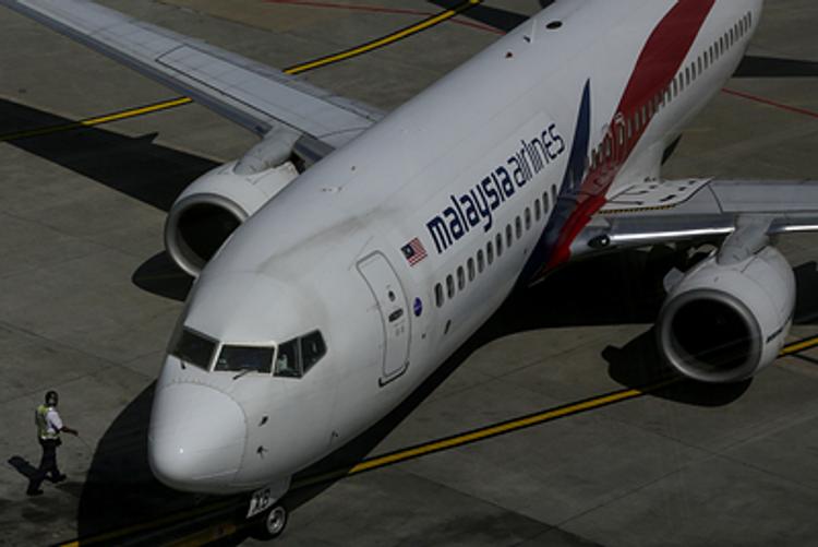 Новую версию крушения пропавшего малазийского Boeing назвали бредом