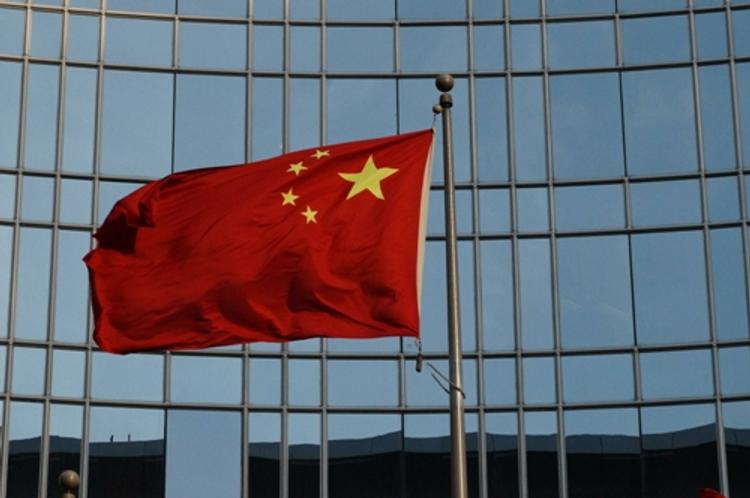 Организаторы Олимпиады вывесили неправильный флаг КНР