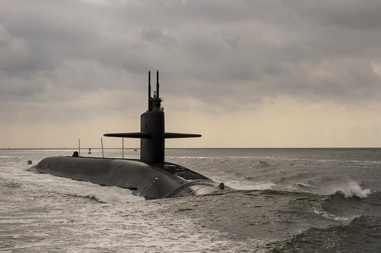 Секретные документы об уникальных подводных лодках похищены во Франции