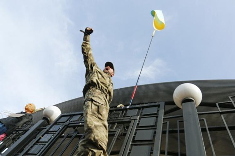 Здание Россотрудничества в Киеве снова подверглось нападению радикалов