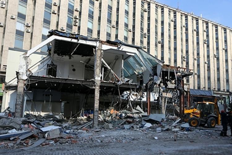 Демонтаж нелегальных торговых павильонов в Москве назвали необходимой мерой