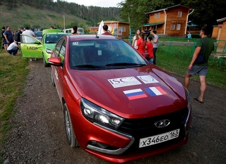 Российская "Лада"  Vesta хочет стать красивее и уехать в Германию