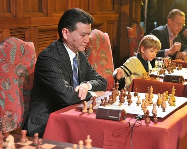 Шахматная федерация: Кирсан Илюмжинов не просил гражданства США!