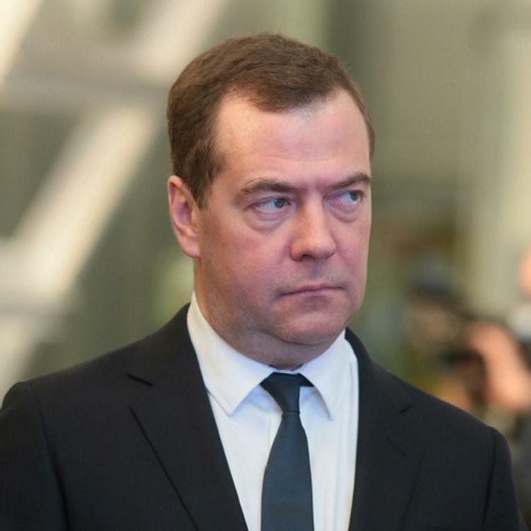 Над найденной Навальным “дачей Медведева” запрещены полеты